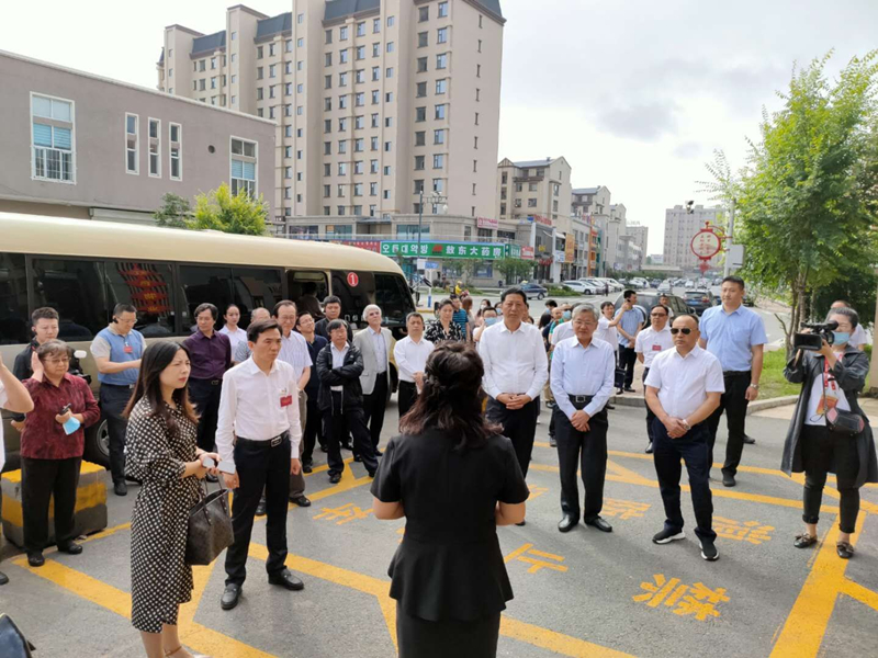 07敦化公司接待国度级辅导参观调查_副本.jpg