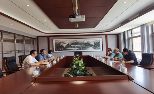 11.中国房地产协会养老产业委员会、吉林省房地产协会有关辅导对XPJ官网·南山书院进行实地调查_副本.jpg